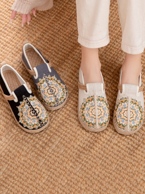 Women Ethnic Flower Embroidery Linen Flat Shoes