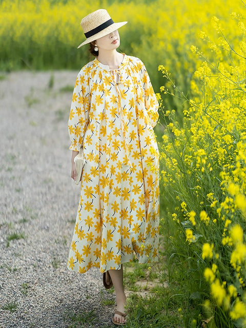 Vestido solto com gola alta e flores vintage para mulheres